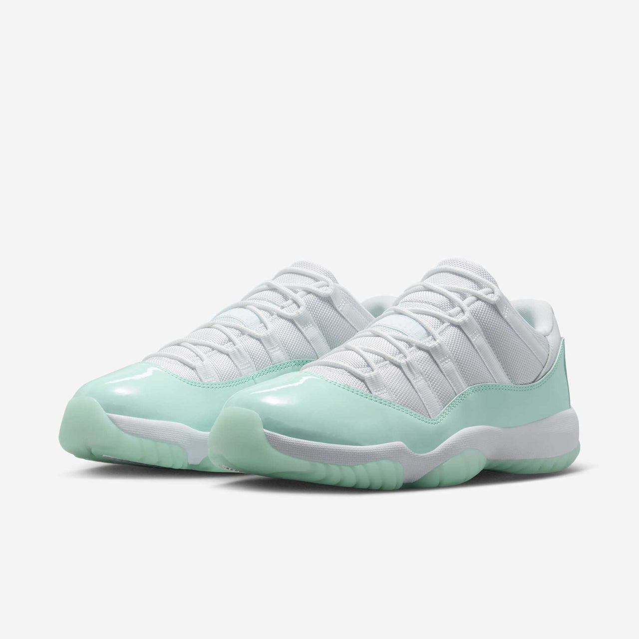 Air Jordan 11 retro low Igloo